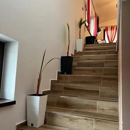 27 Krkonose - V Krkonosich Se Saunou Apartment *