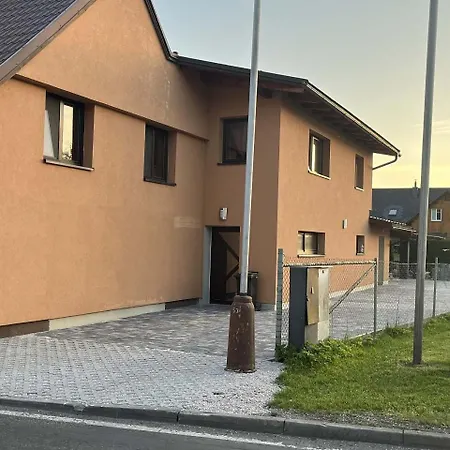 27 Krkonose - V Krkonosich Se Saunou